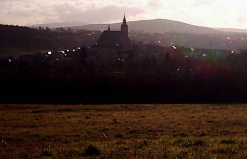 Die St.Wolfgangskirche bestimmt das Stadtbild von Schneeberg